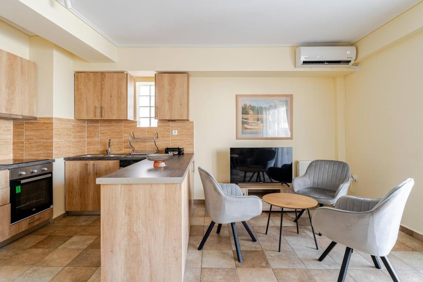 Lux & Style 75Sqm With Private Parking In Athens Apartment Luaran gambar