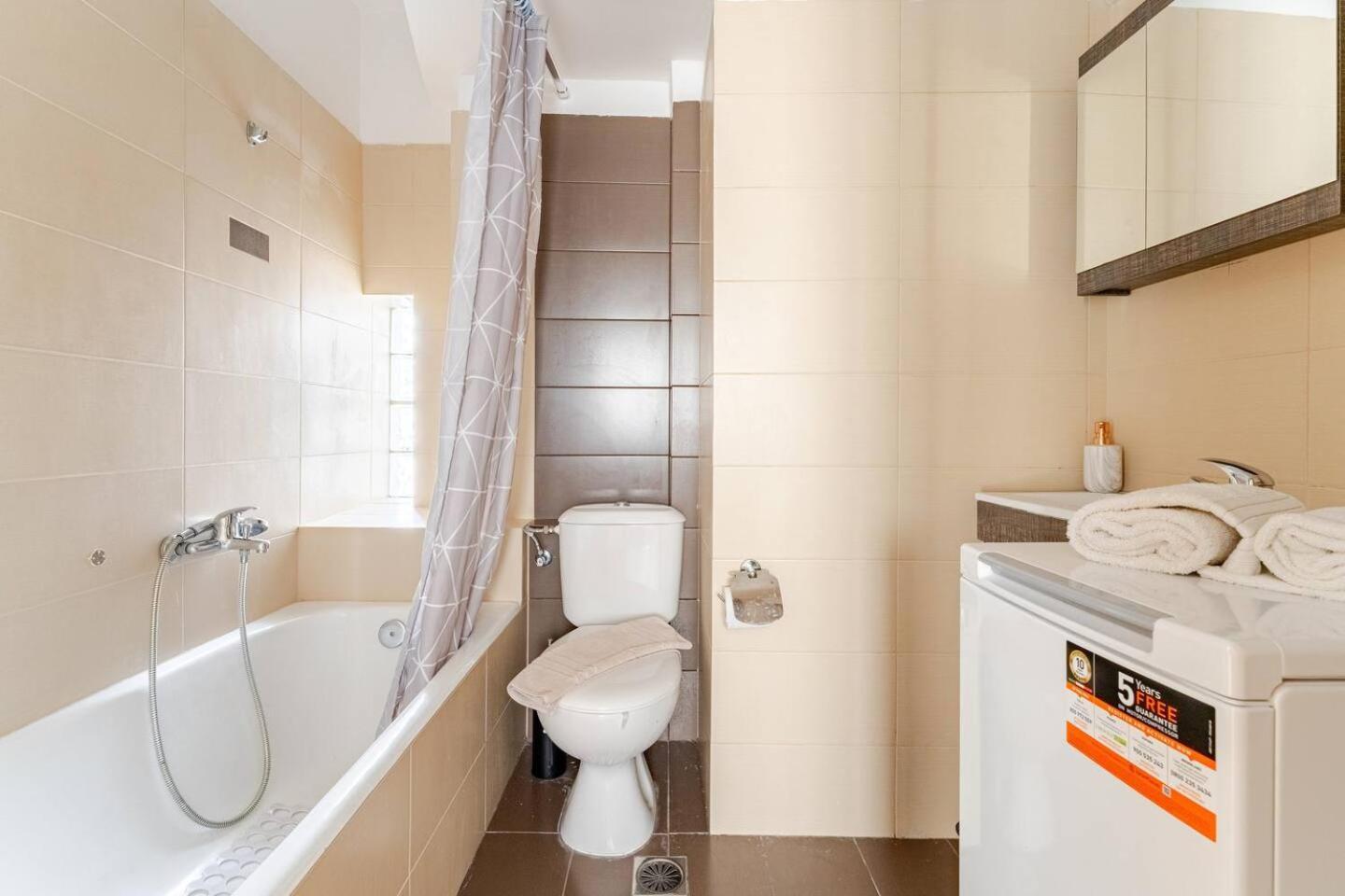 Lux & Style 75Sqm With Private Parking In Athens Apartment Luaran gambar