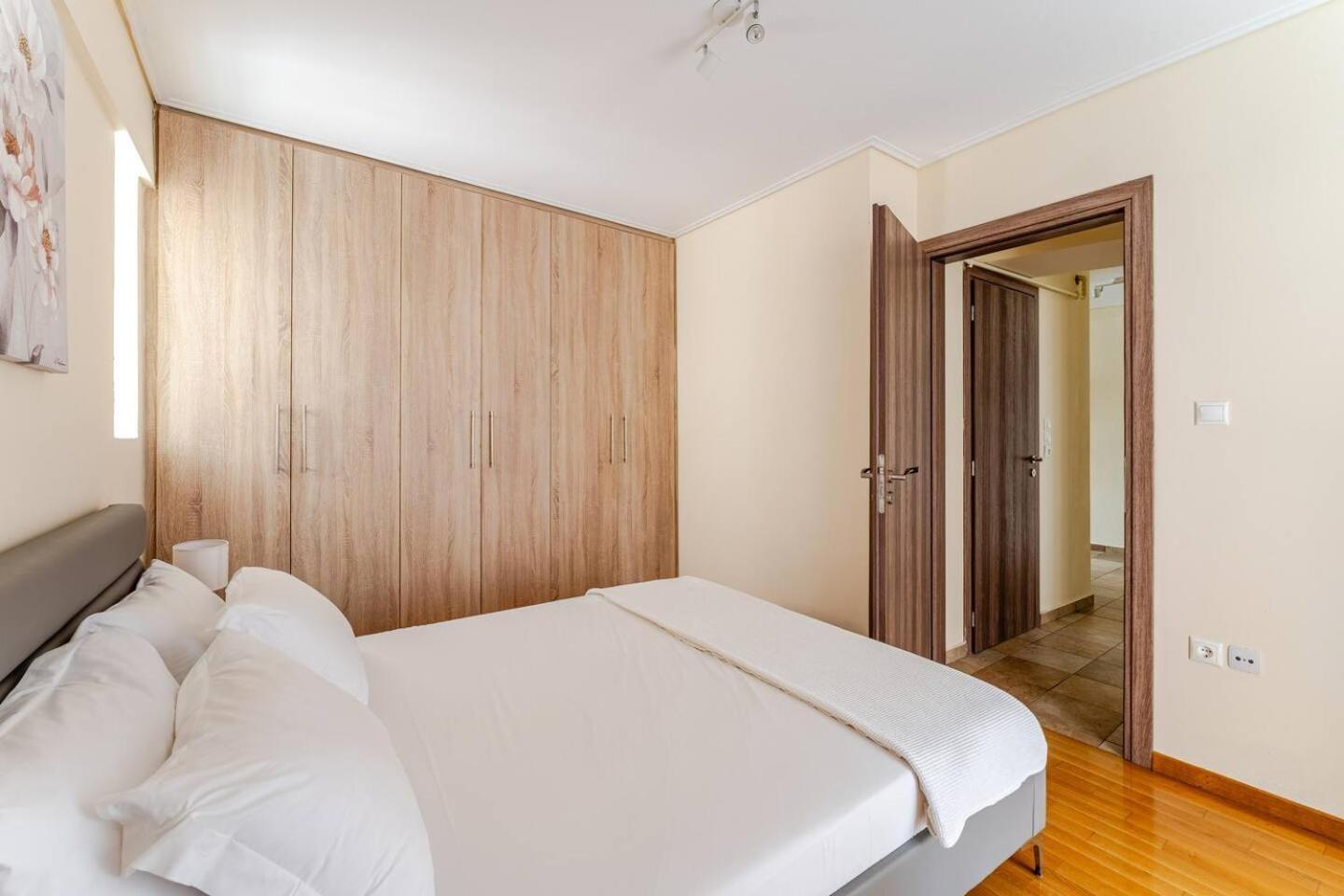 Lux & Style 75Sqm With Private Parking In Athens Apartment Luaran gambar